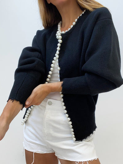 Adari™ | Buttonless cardigan with pearl trim