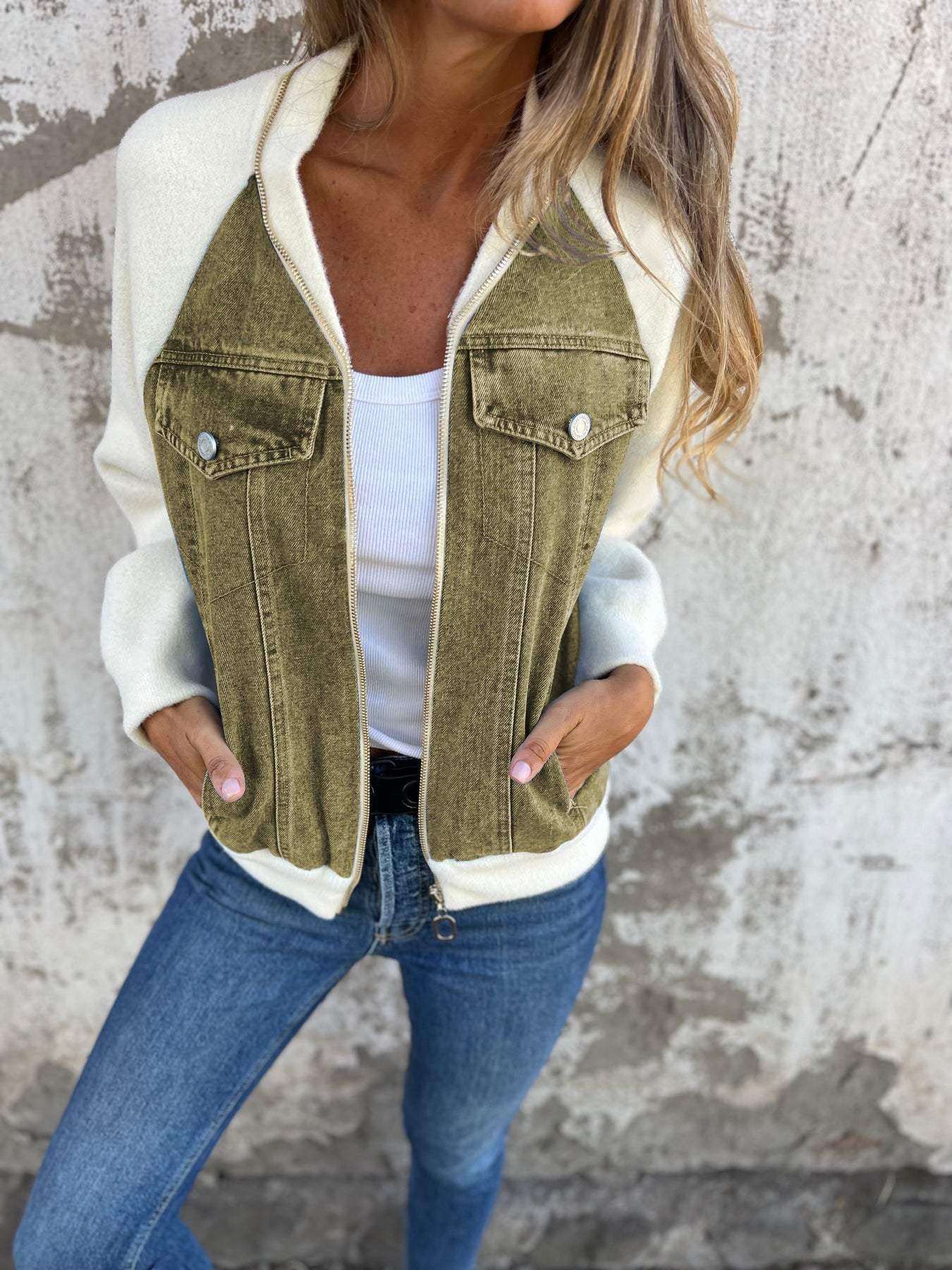 Zoe™ - Stylish Denim Jacket